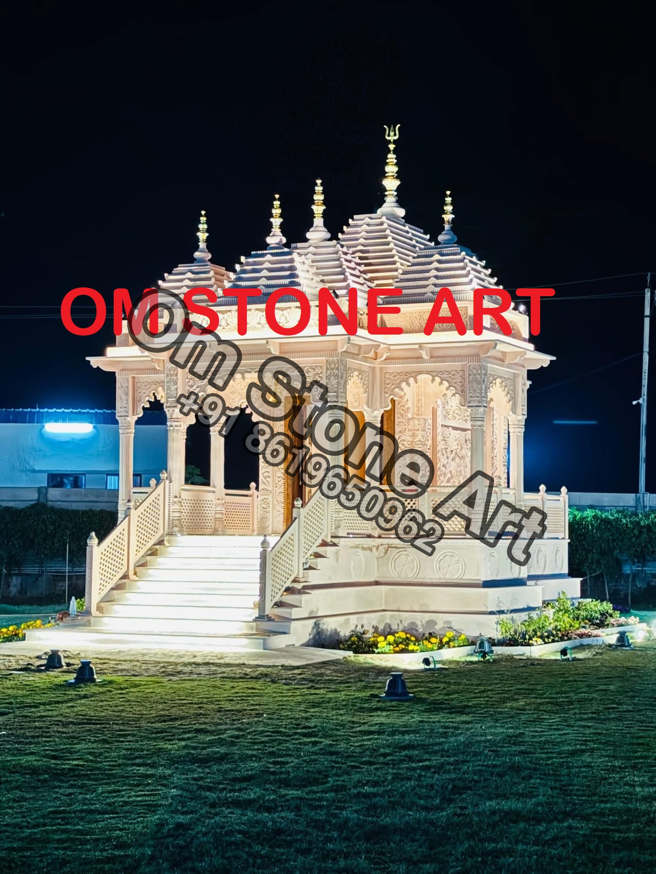 Stone Gate House And Carvings Works